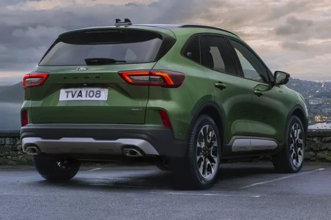 Ford Kuga 2.5 PHEV Active X 2024 view 2