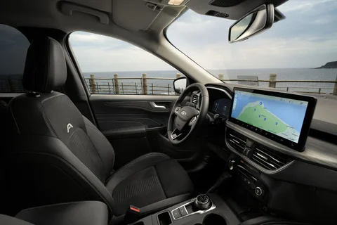 Ford Kuga 2.5 PHEV Active X 2024 view 9