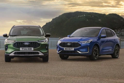 Ford Kuga 2.5 PHEV Active X 2024 view 12