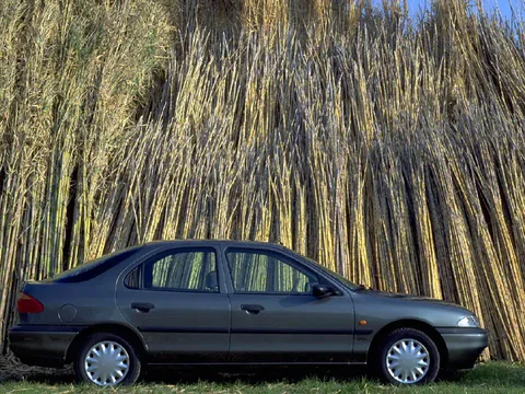 Ford Mondeo 2.0 Si 1993 view 3