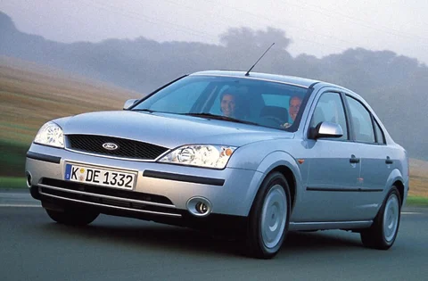 Ford Mondeo 2.0 TDdi 90hp Centennial 2003 view 3