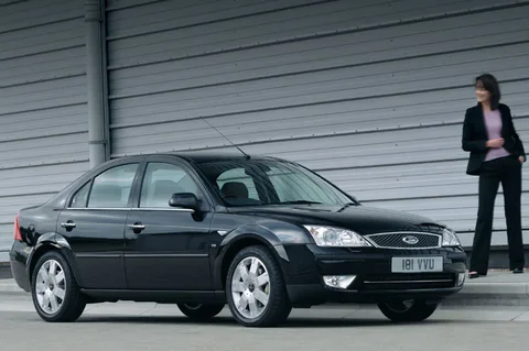 Ford Mondeo 2.2 TDCi Titanium 2004 view 5