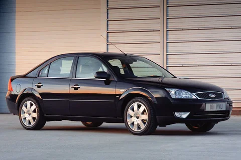 Ford Mondeo 2.2 TDCi Titanium 2004 view 2