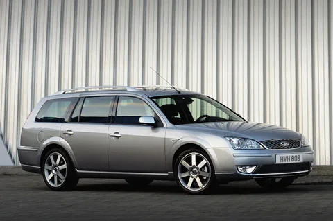 Ford Mondeo Wagon 2.2 TDCi Titanium 2005 view 2