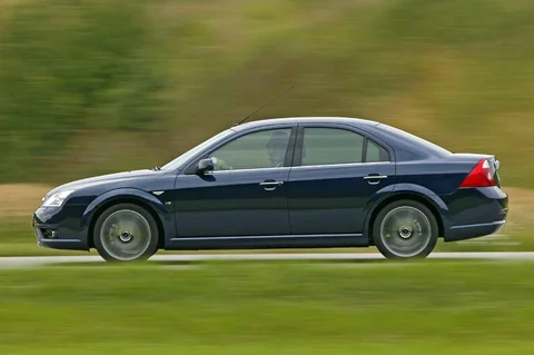Ford Mondeo 2.2 TDCi Platinum 2005 view 4