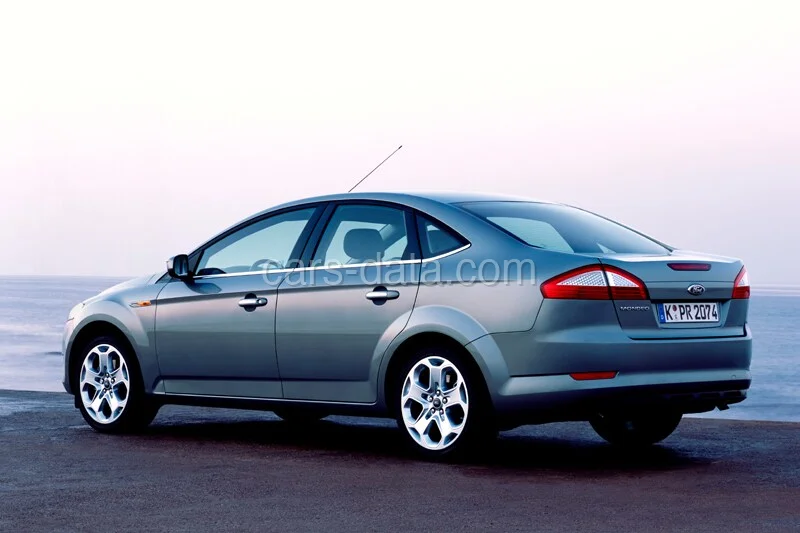Ford Mondeo 2.0 16V Titanium 2007 front view