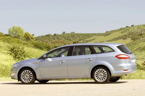 Ford Mondeo Wagon 2.5 20V Titanium 2007 view 4