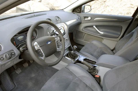 Ford Mondeo 2.0 16V LPG Titanium 2009 view 9