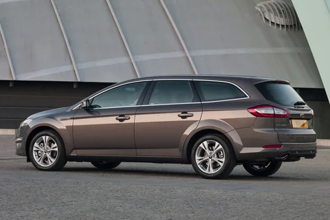 Ford Mondeo Wagon 2.0 Titanium 2010 view 4