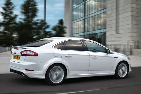 Ford Mondeo 2.0 Flexifuel Titanium 2010 view 9