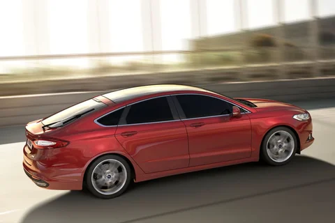 Ford Mondeo 1.6 TDCi Titanium 2014 view 12