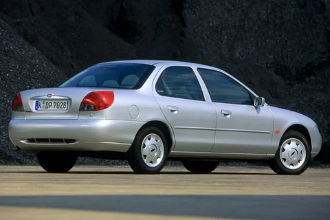 Ford Mondeo 1.6i 1996 view 6