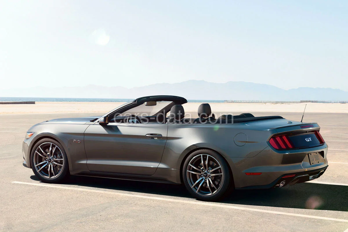 Ford Mustang Convertible 2.3 EcoBoost 2015 front view