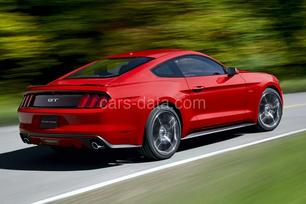 Ford Mustang Fastback GT 5.0 V8 2015 front view