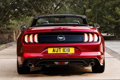 Ford Mustang Convertible 2.3 EcoBoost 2018 view 2
