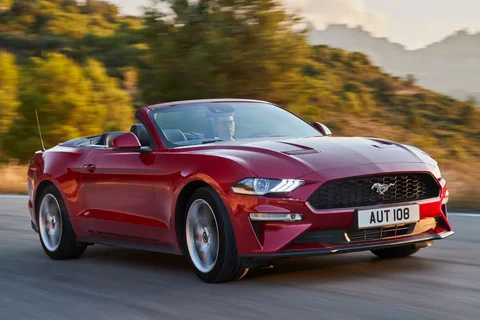 Ford Mustang Convertible 2.3 EcoBoost 2018 view 3