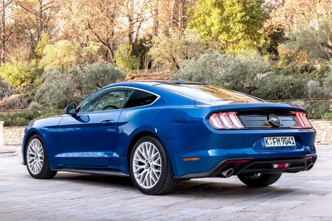 Ford Mustang Fastback 2.3 EcoBoost 2018 view 5