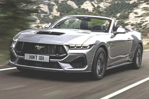 Ford Mustang Convertible GT 5.0 V8 2024 view 10