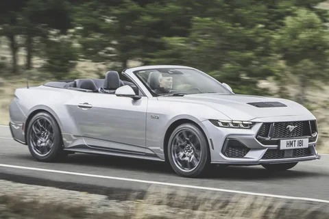 Ford Mustang Convertible GT 5.0 V8 2024 view 12