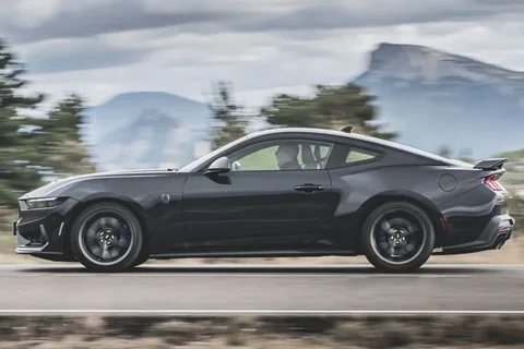 Ford Mustang Fastback GT 5.0 V8 2024 view 10