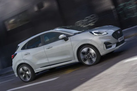 Ford Puma 1.0 EcoBoost 170hp Hybrid ST 2024 view 3
