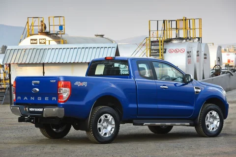 Ford Ranger Super Cab 2.2 TDCi XLT 2015 view 8