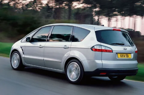 Ford S-MAX 2.0 16v Trend 2009 view 5
