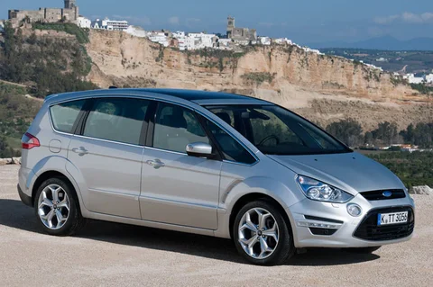 Ford S-MAX 2.0 Trend 2010 view 8
