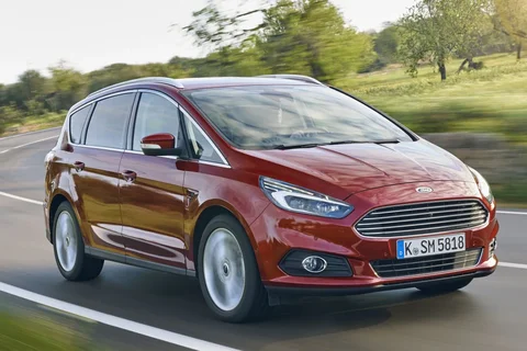 Ford S-MAX 1.5 EcoBoost Trend 2015 view 4