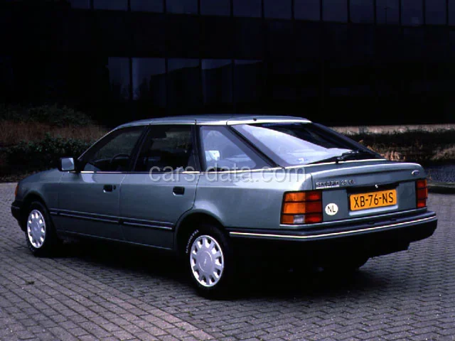 Ford Scorpio 2.4i GL 1987 front view