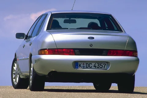 Ford Scorpio 2.9i 24V Ghia 1997 view 3