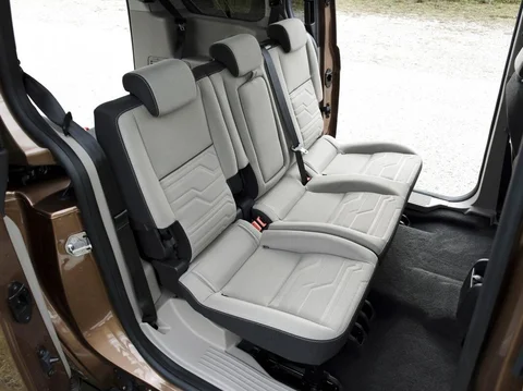 Ford Tourneo Connect Compact 1.0 EcoBoost Titanium 2014 view 7