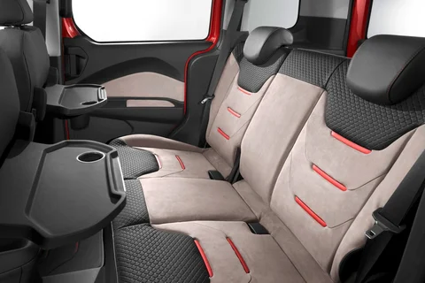 Ford Tourneo Courier 1.0 EcoBoost Titanium 2014 view 4