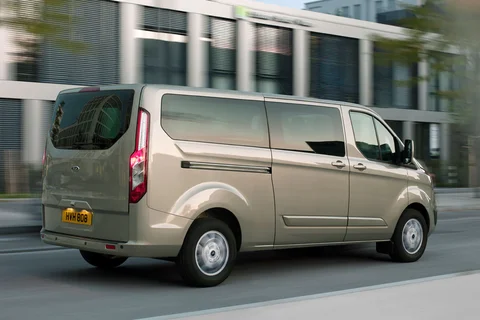 Ford Tourneo Custom L2H1 155hp Titanium 2013 view 6