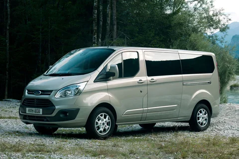 Ford Tourneo Custom L2H1 155hp Titanium 2013 view 8