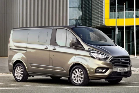 Ford Tourneo Custom L2H1 130hp Titanium 2020 view 8