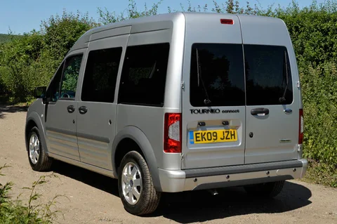 Ford Tourneo Connect SWB 1.8 TDCi 90hp Ambiente 2010 view 6