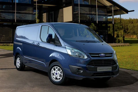 Ford Transit Custom L2H1 330 155hp Ambiente 2012 view 3