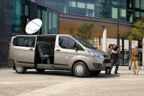 Ford Transit Custom Kombi L2H1 300 155hp Ambiente 2012 view 2