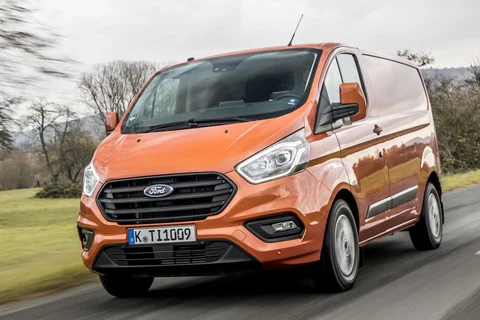 Ford Transit Custom L2H1 320 130hp Trend 2018 view 9