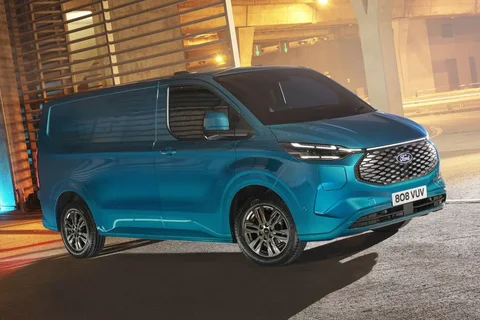 Ford Transit Custom E-Transit Custom L2H1 286hp MS-RT 2023 view 2