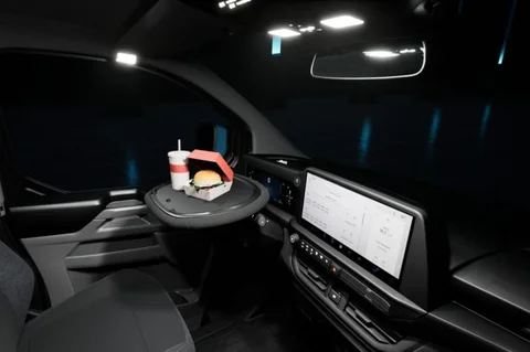 Ford Transit Custom E-Transit Custom L2H1 286hp MS-RT 2023 view 9