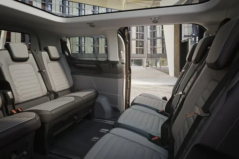 Ford Transit Custom E-Transit Custom Tourneo L2H1 218hp Titanium 2023 view 5