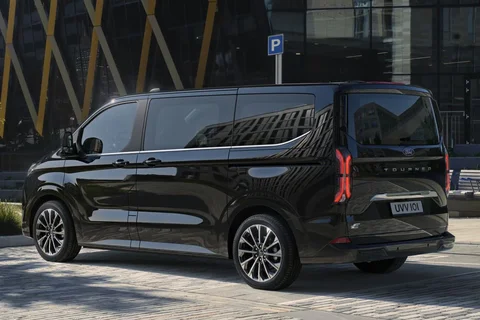 Ford Transit Custom E-Transit Custom Tourneo L2H1 218hp Titanium 2023 view 4