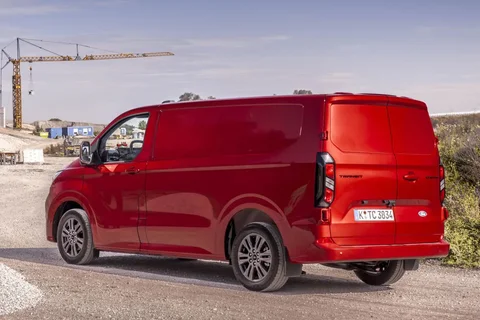 Ford Transit Custom L2H1 2.5 PHEV Trend 2023 view 10