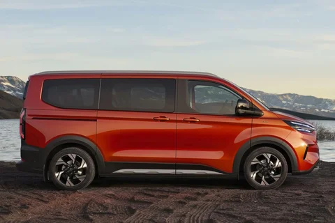 Ford Transit Custom Kombi L2H1 2.5 PHEV Trend 2023 view 12
