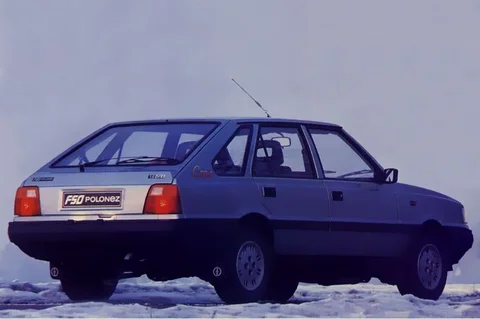 FSO Caro 1.6 SLXi 1996 view 2