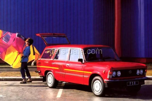 FSO Classic 1.5 Estate 1988 front view