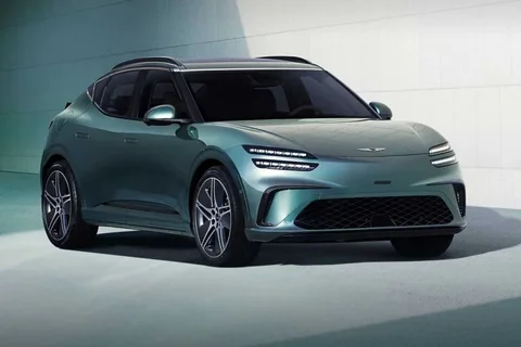 Genesis GV60 Long Range AWD Dual Motor Premium 2026 view 3