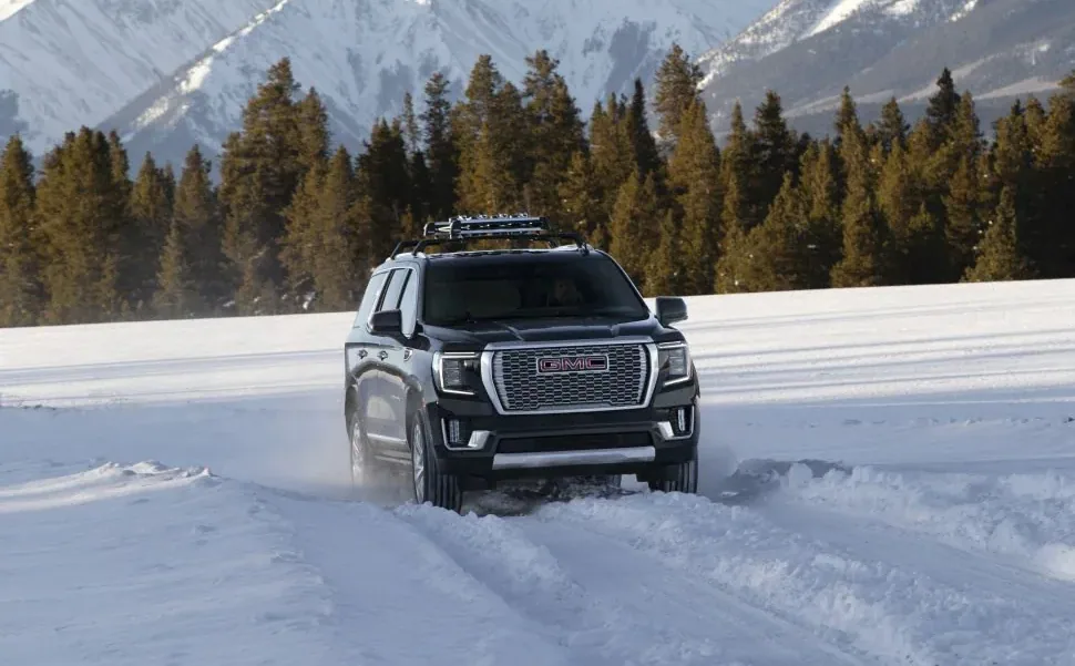 GMC Yukon 2023 — Külső 1